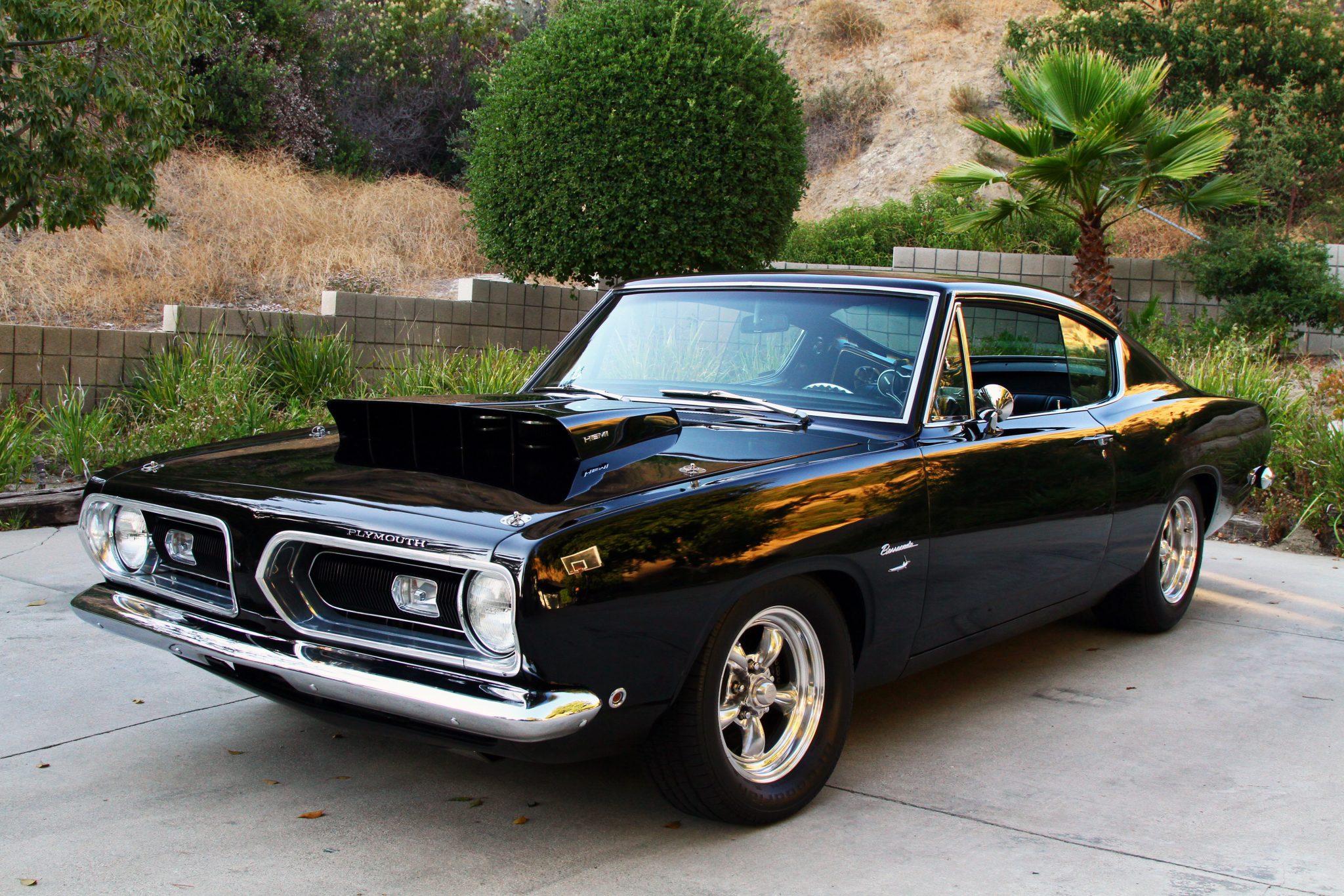 1968 Plymouth Barracuda 472 Hemi V8